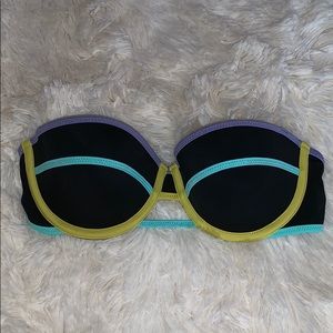 Victoria’s Secret bikini top